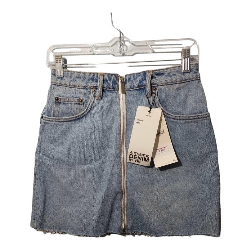 Zara Authentic Denim by TRF Zip up Light Wash Denim Mini Skirt Size S